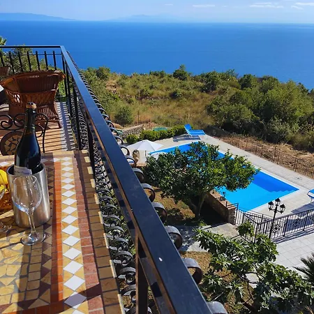 Amazing Sea View With Free Swimming Pool Appartement *